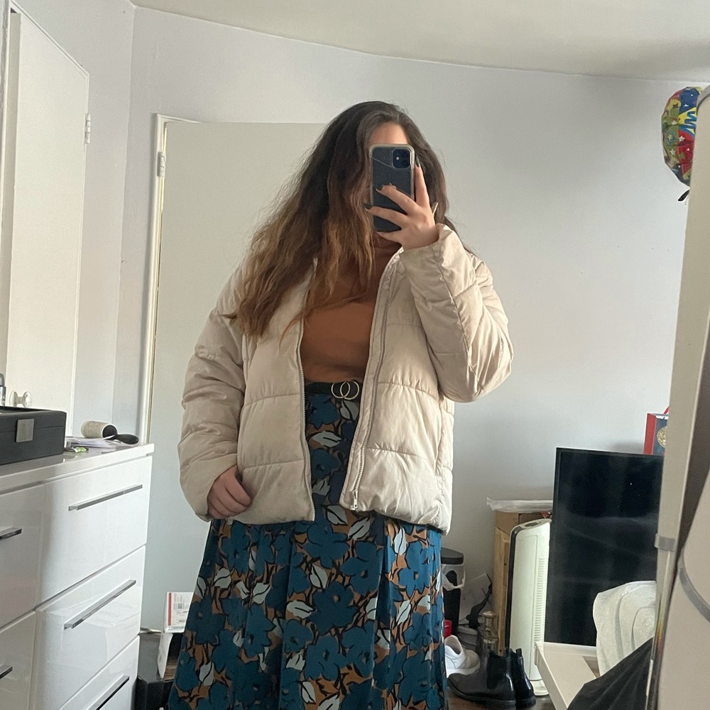 White Old Navy coat, size XL